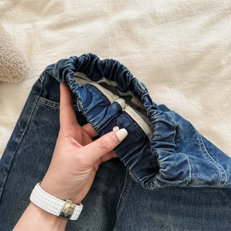 Pantaloni jeans per bambini Pantaloni primaverili e autunnali Pantaloni elasticizzati per ragazzi 2025 Pantaloni per piedi con stampa allentata per bambini nuovi 2-8T