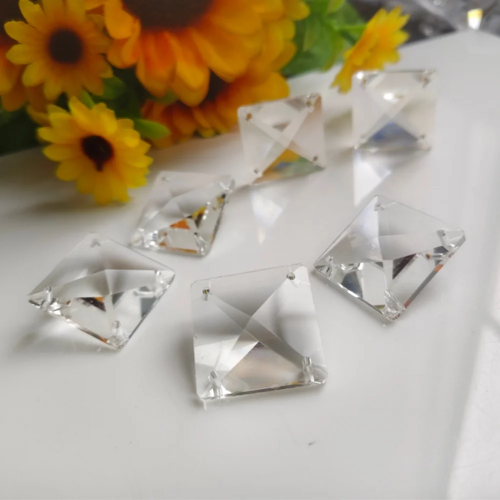 Camal 10 adet 14/16/18/20/22mm kare gevşek kristal boncuk 2 delik avize asılı lamba aydınlatma parçası Suncatcher perde parti