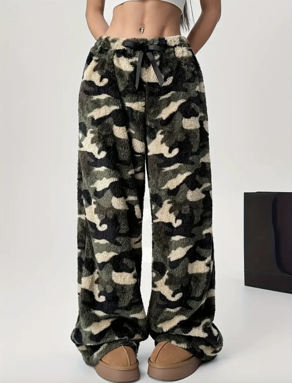 

Women's Christmas Day Camouflage Pants Comfortable Pants Sleep Pants Home Pants Essential Pants for Home in Autumn and Wint