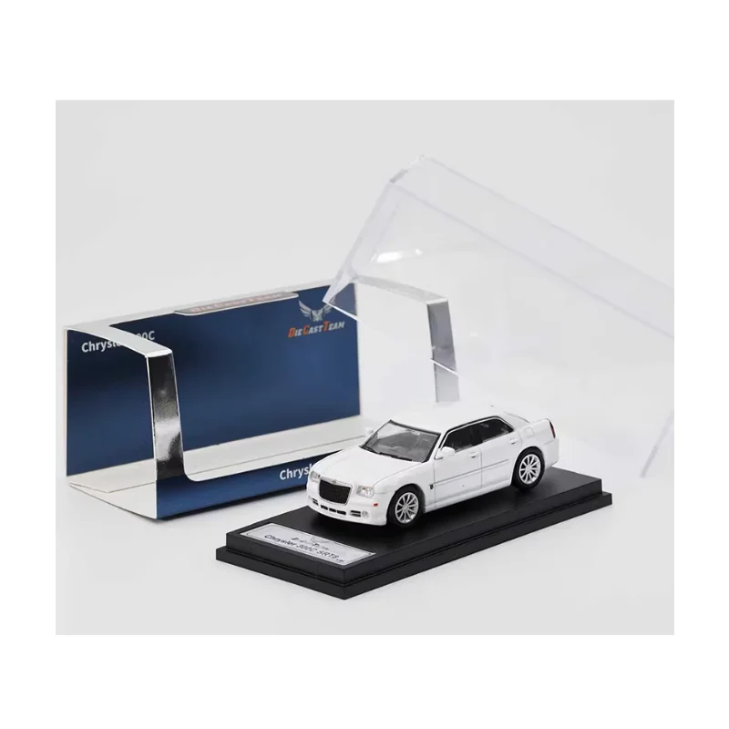 

DCT 1:64 Scale V8 Chrysler 300C Simulation Alloy Car Model Static Display Collectible Toy Gift Souvenir Decoration