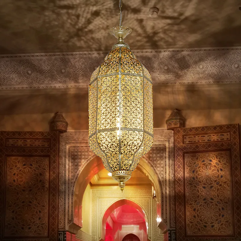 Featured chandeliers Exotic Xinjiang Thai restaurant Bar club Golden creative hollow LED lamps