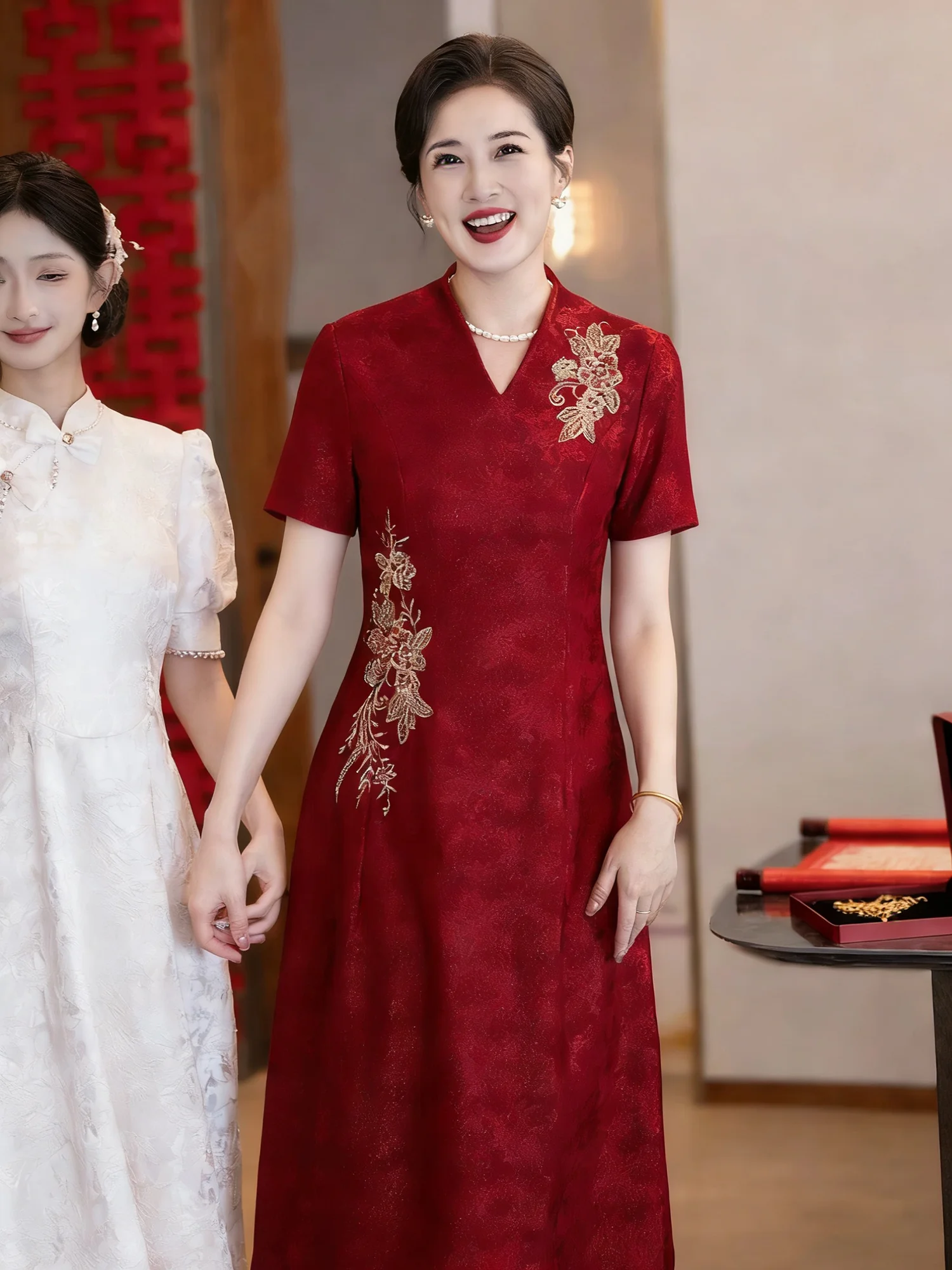 

Красное свадебное платье для помолвки и банкета, элегантное, для свекрови, новинка 2026 года, для торжества свадьбы, в традиционном китайском стиле