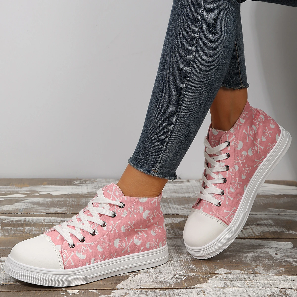 Women Couple Colorful Canvas Sneakers  2024 New Spring Summer Casual Sneakers Women High-top Lace Up Flat Shoes Zapatos De Mujer