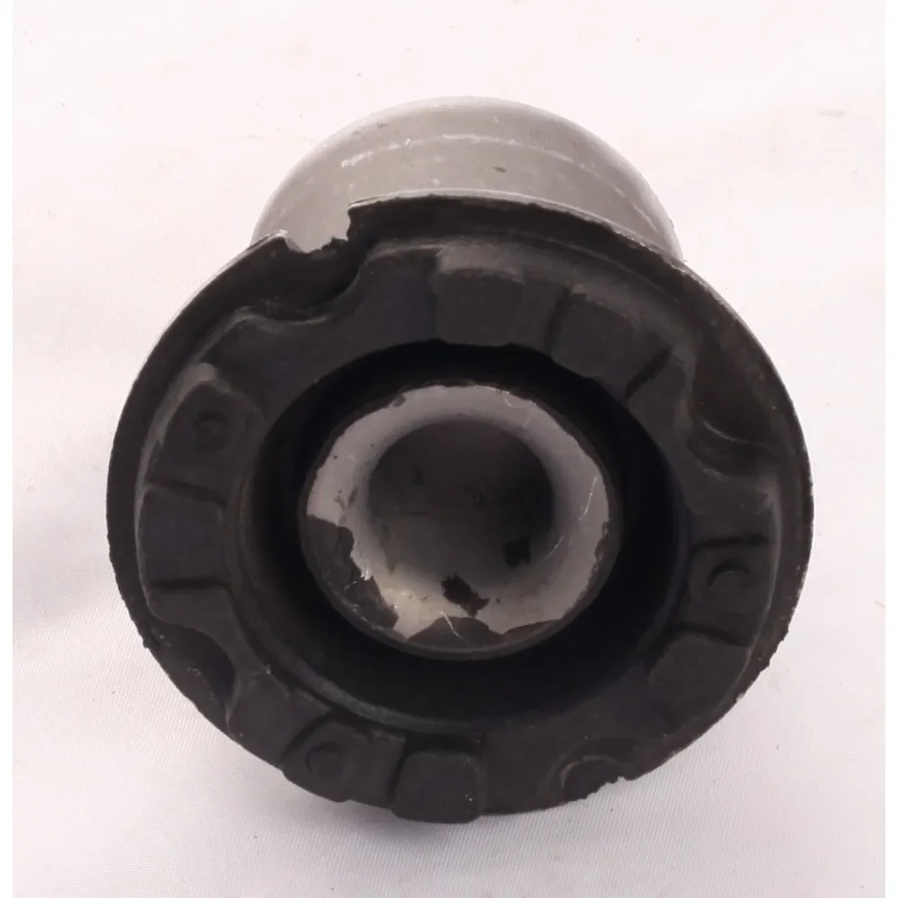 Rear Axle Bushings Rubber Sleeve Axle Buffer Block for Peugeot 206 207 for Citroen C2 Figzero