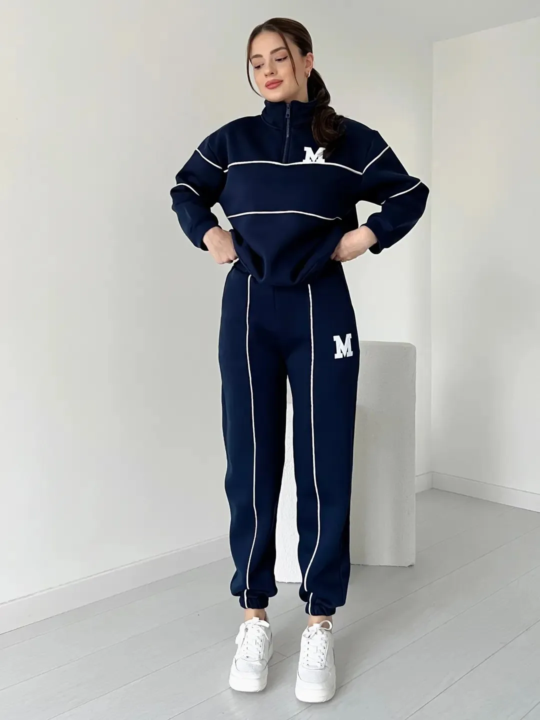 Autumn Winter New Fashion Letter Print Sweatshirt Set Casual Zipper Half Open Collar Long-sleeve Top + Sweatpants Two-piece Suit