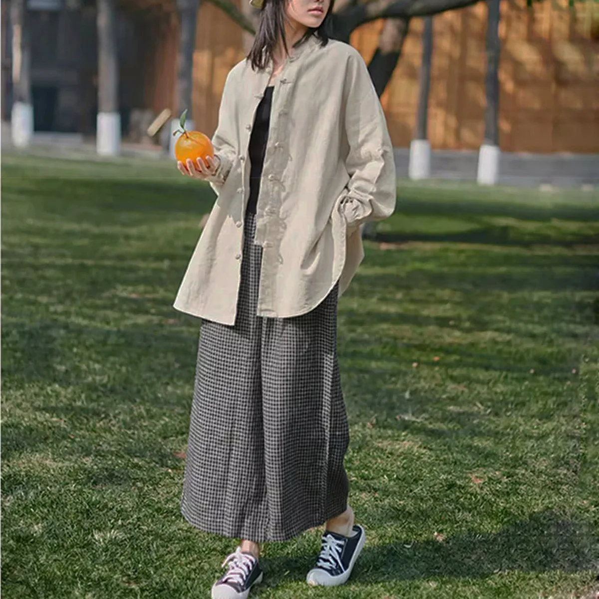 

Womens Cotton Linen Blouse Jacket Long Sleeve Fall Chinese Retro Traditional Big Shirt Tang Suit Button-Down Loose Oversize Coat