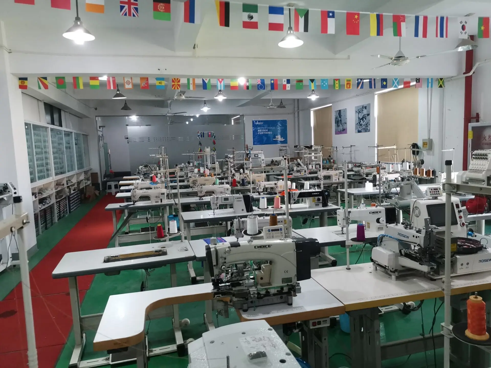 Flat Bed 4 Needle Chain Stitch Industrial Sewing Machine For Attaching Elastic Band GC1404PMD