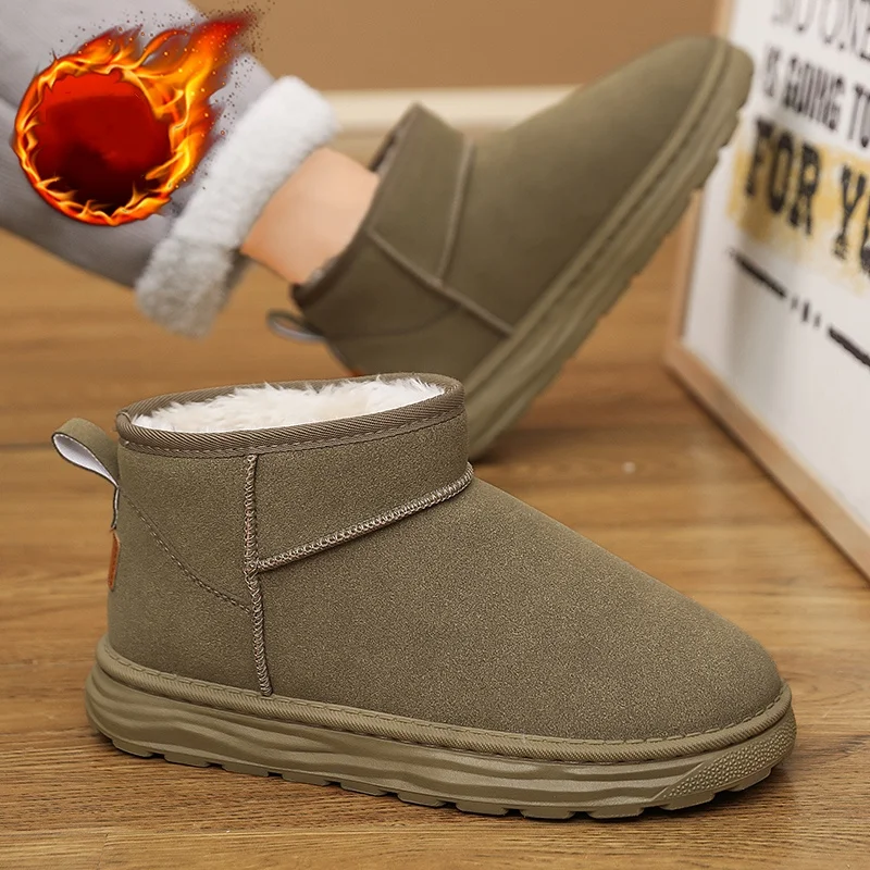 Couple Style Autumn and Winter Cold-Proof Short Snow Boots for Men and Women, Fleece-Lined Warm Slip-On Cotton Shoes for Commuting, Home Use, Outdoor Activities, Large Size Cotton Boots