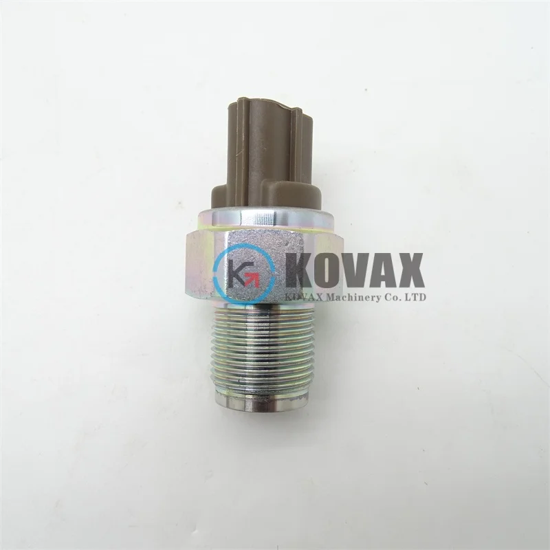 499000-6130 pressure sensor is suitable for ZAX200-3 ZAX240-3 ZAX330-3 ZX200-3 excavators