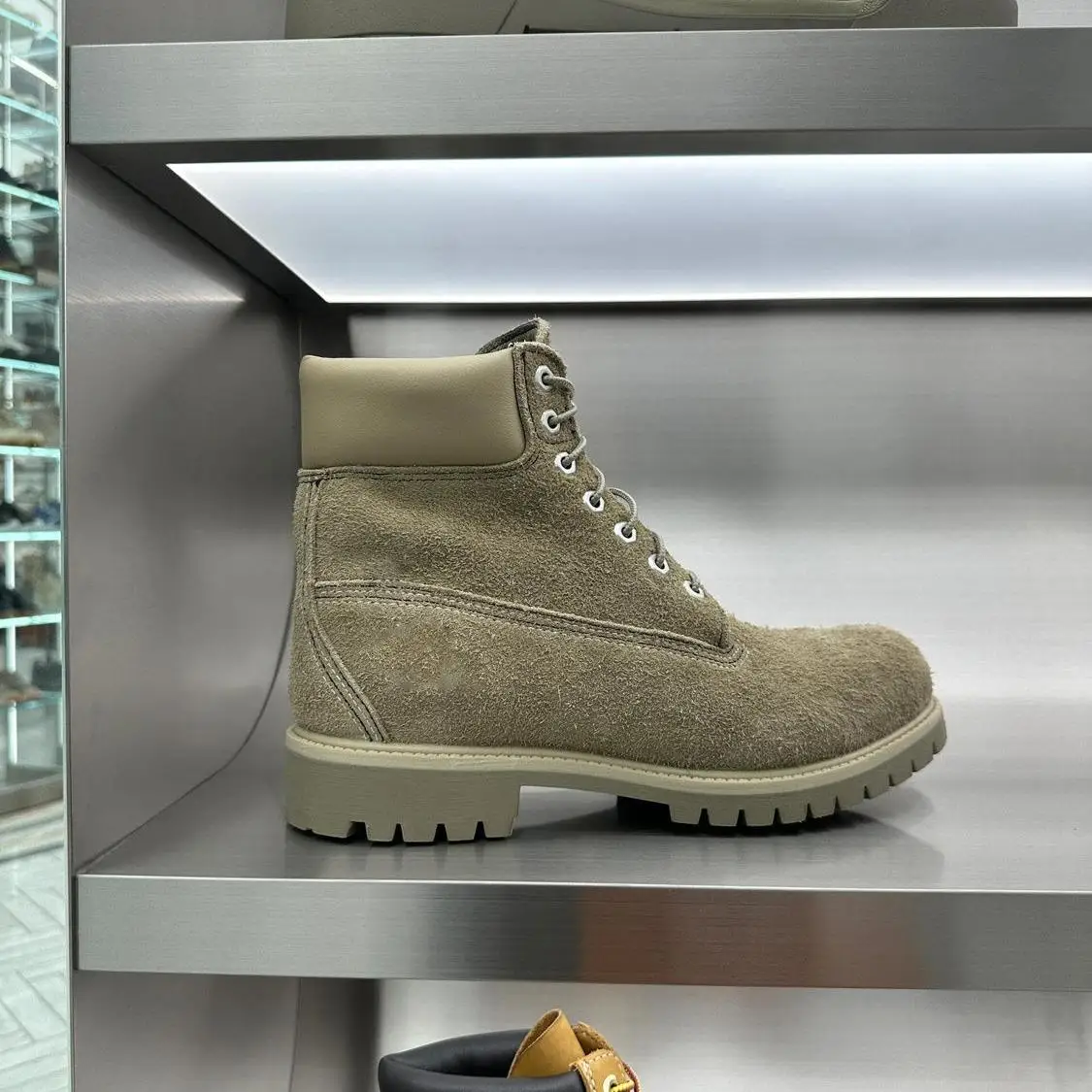 

Men's Hiking Boots, Walking Shoes & Casual Footwear Comfortable, Versatile, Unisex Hiking, Walking & Casual Sports Shoes