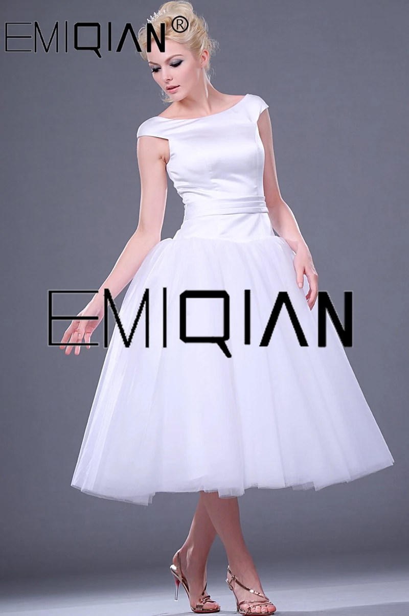 

Classical O Neck Cap Sleeve Vintage Knee Length Short Wedding Dress Custom Made Puffy White Tulle Bridal Gown