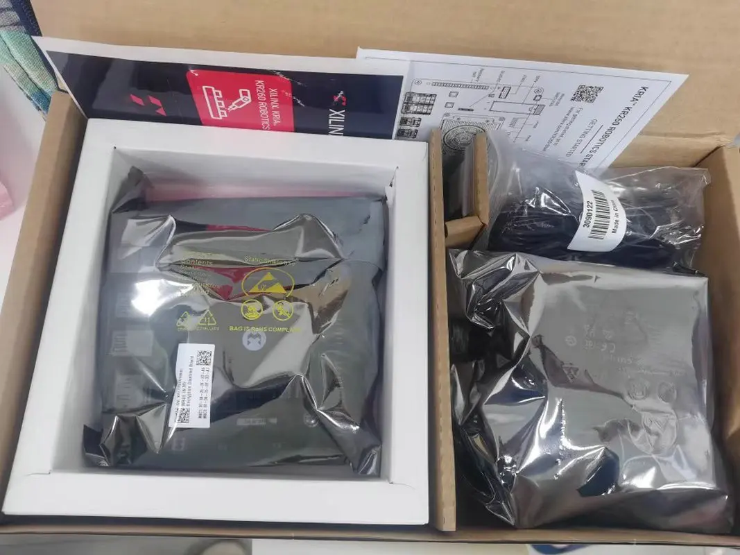 

SK-KR260-G-ED Xilinx Kria KR260 Robot Development Board Kria K26 SOM Kit