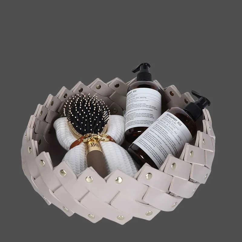 

Hand-woven Leather Storage Basket, Desktop Finishing, Cosmetics Storage Porch, Key Placement Tray, Household Ornament