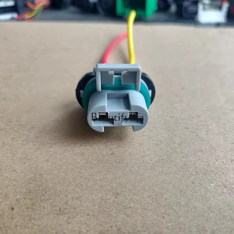 

*parts and accessoriesAuto parts Electronic fan controller Fan module plug