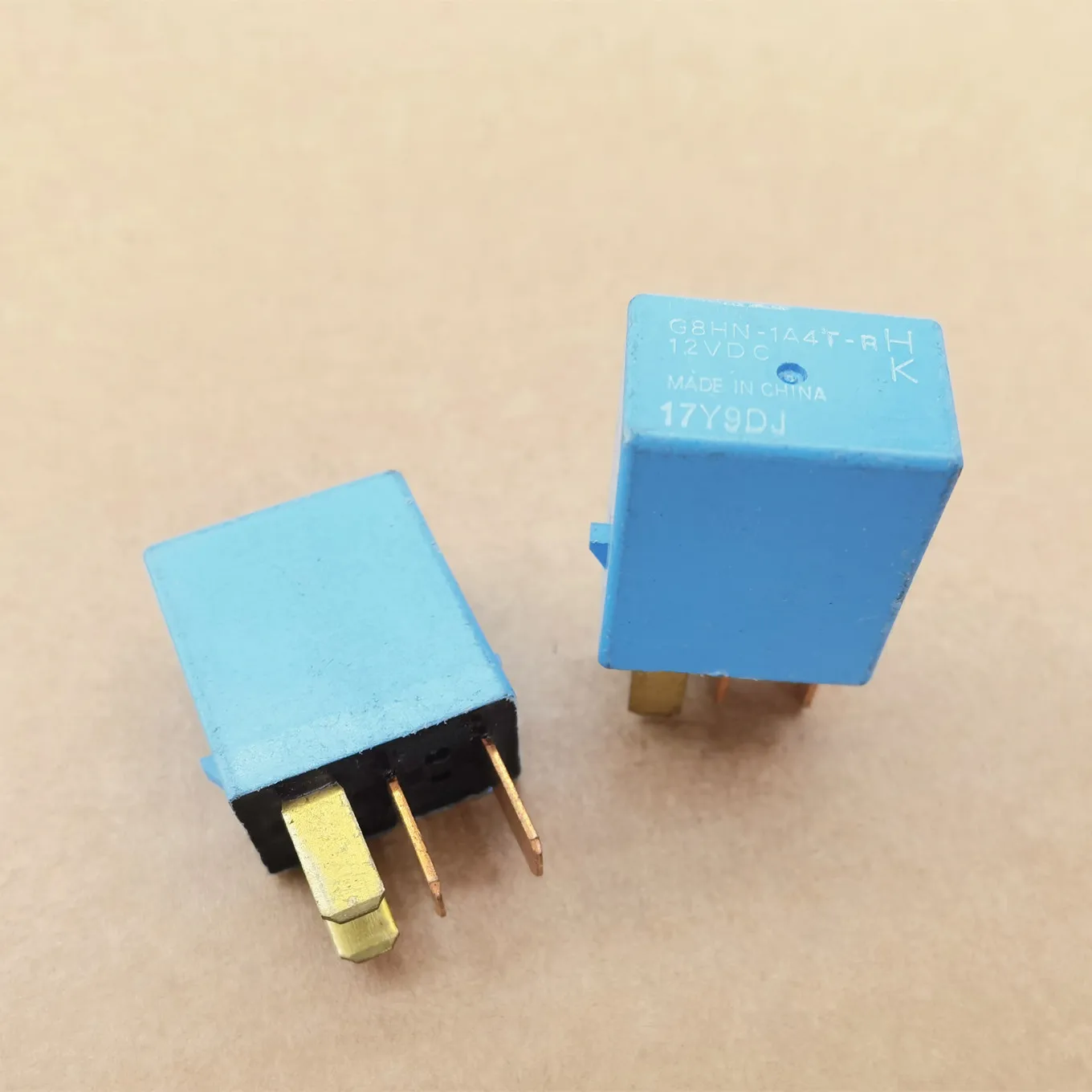 Novo relé automotivo 100% original G8HN-1A4T-RH 12VDC 4 pinos