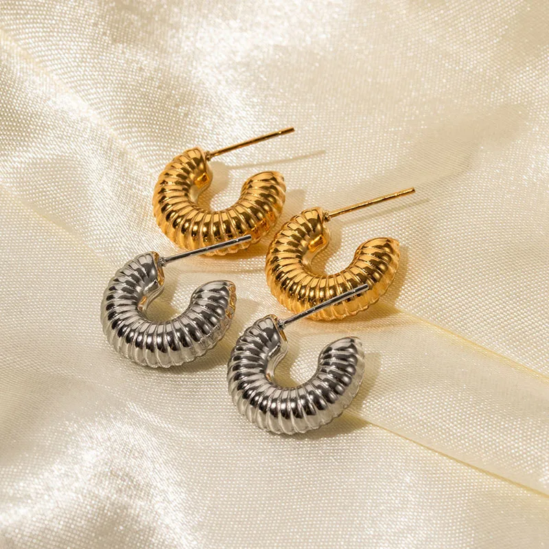 Vintage Thread Texture Chic Exaggerate Earrings For Women New Gold Color Metal Geometric C Shape Earring Wedding Party Jewelry