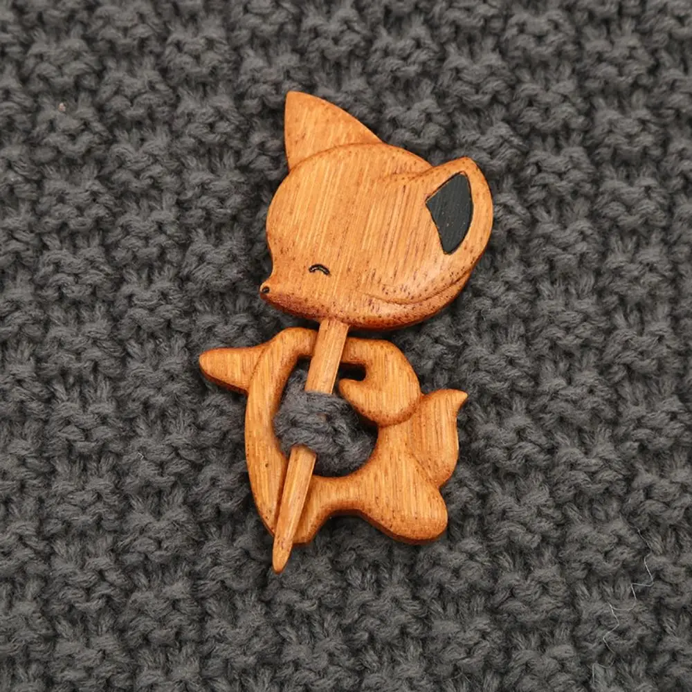 Retro Kangaroo Wooden Brooch Cute Puppy Animal Sweater Pin Dog Cartoon Kitty Scarf Buckle Sweater