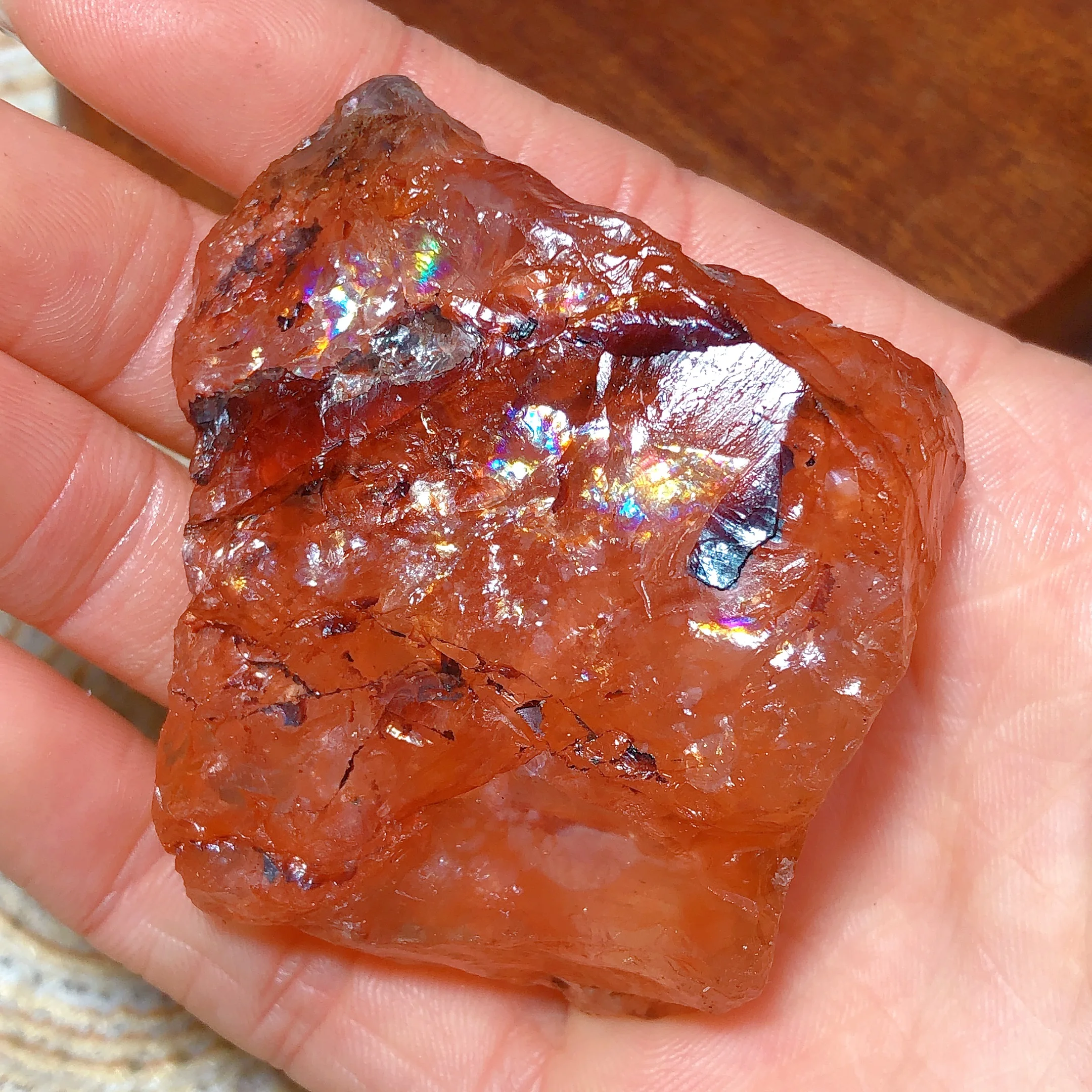 Natural Crystal Fire Quartz Rainbow Raw Stone Specimen High Quality Energy Wholesale Home Decoration Energy Ore Gift