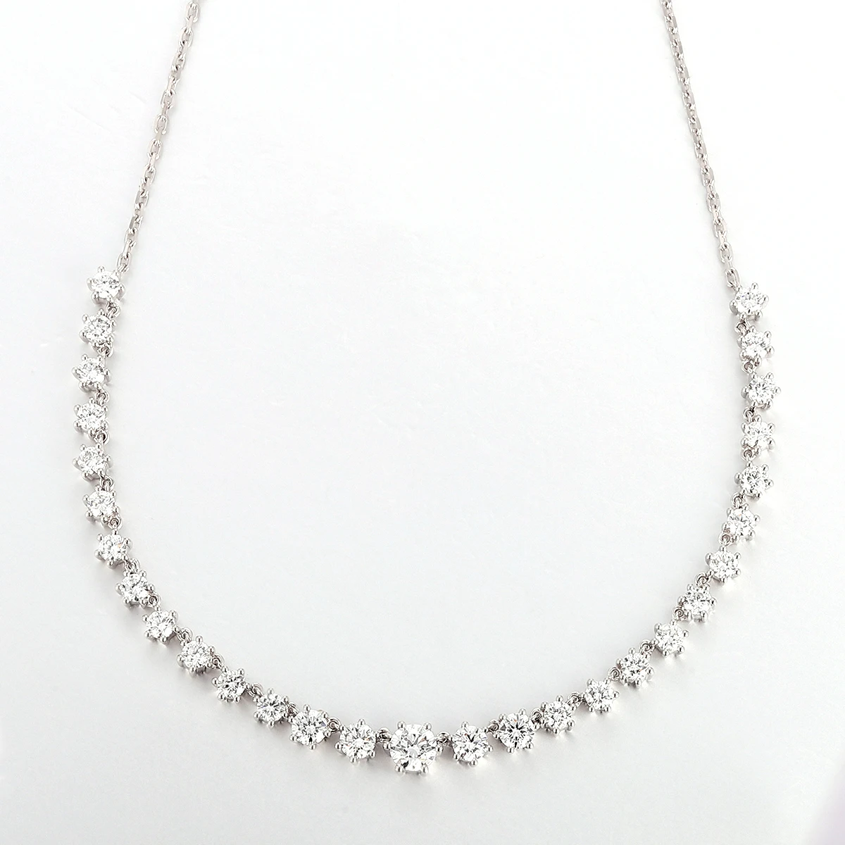 

Provence AU585 Moissanite Gradiant Necklace Pendant for Women 14K Solid Gold Round Cut Custom Luxury Pendants for Grandmother