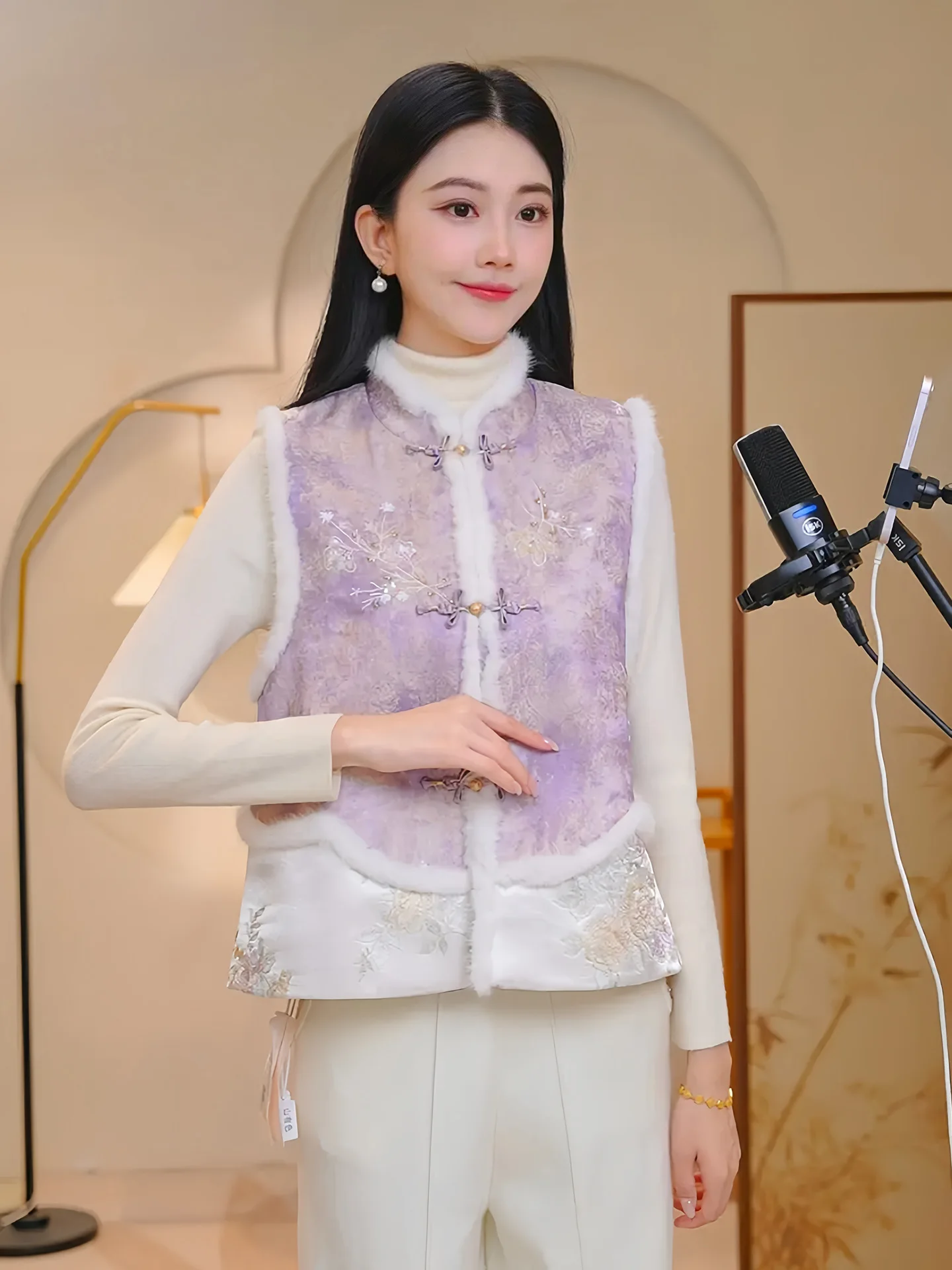 

Новая китайская женская жилетка из меха кролика с воротником-стойкой, свободного кроя, для новогодних встреч и свиданий