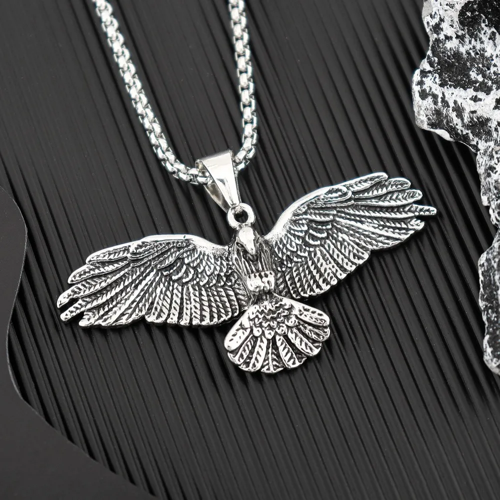 New Vintage Eagle Pendant Charm Men\'s Necklace Fashion Hip Hop Punk Jewelry Animal Accessories Party Gift Wholesale