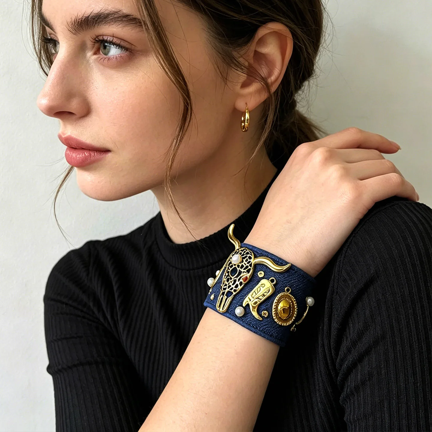 Vintage Distressed Western Style Cowboy Blue Fabric Bull Head Wide Bangle for Women Unique Design Gold Tone Daily Party Jewelry
