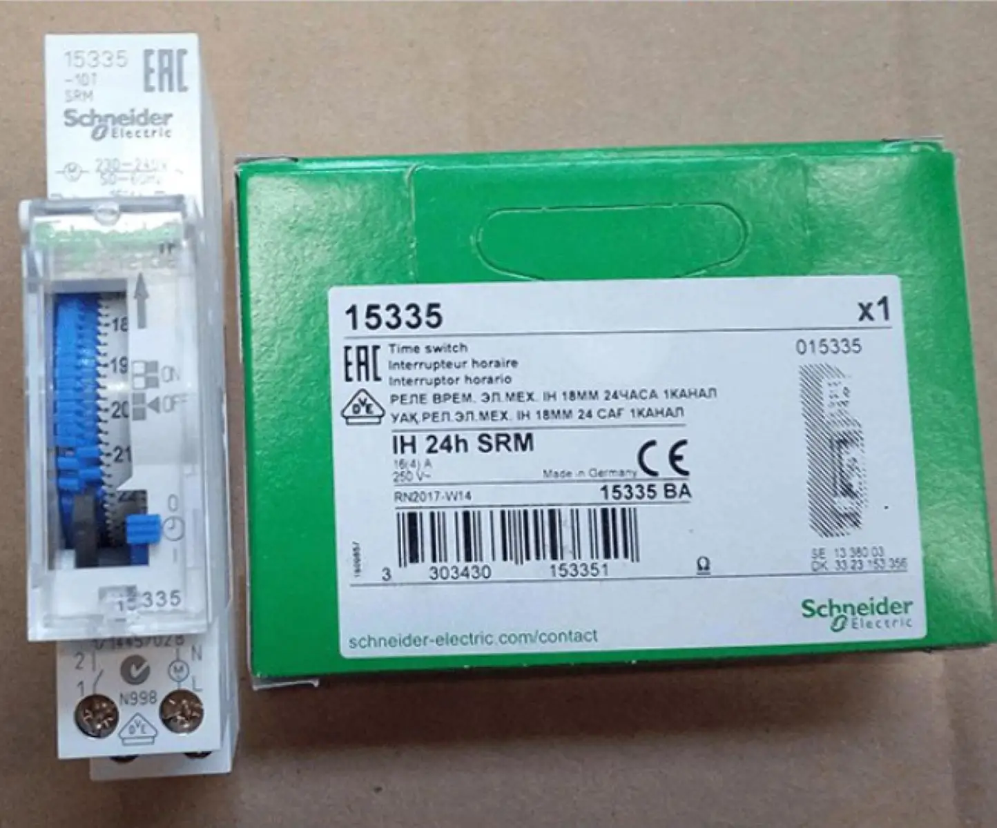 15335 Acti 9 - IH - Mechanical time Switch - 24 h - Without memory