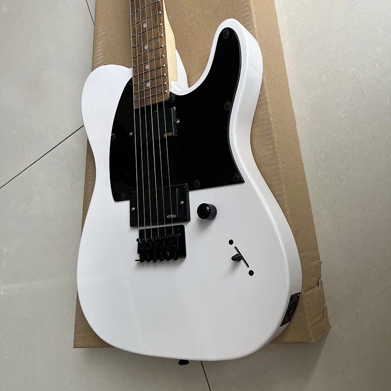 Classic brand electric guitar, equipped with quality lock button, professional level, good timbre and comfortable feel.