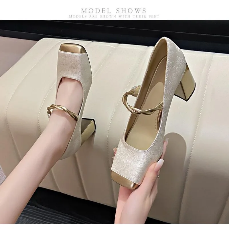 Factory direct sales 2026 new square head splicing face printed thick heel new Chinese Yuya Mary Jane high heels women\'s shoes