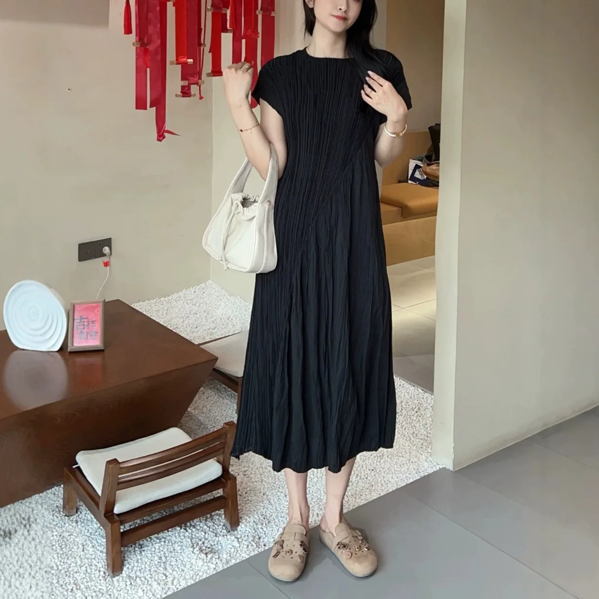 Miyake Pleated New 2026 Summer Pleated Casual Dress High-end Fashion Black Loose Slimming Comfortable Patchwork Elegant Dress