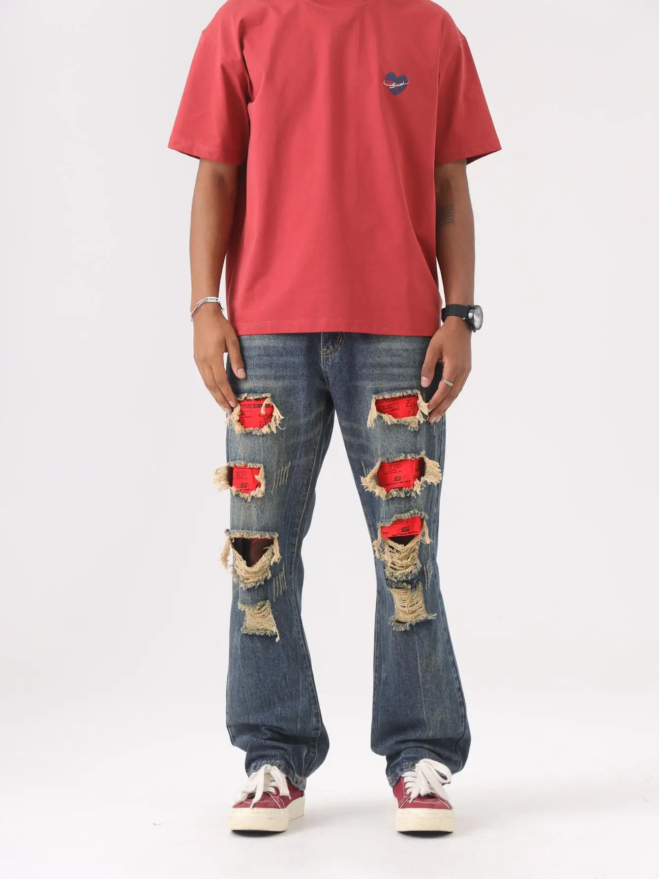 

Vintage Ripped Jeans for Men Red Patch Loose Fit Baggy Denim Pants Distressed Hip Hop Streetwear Casual Style Trousers