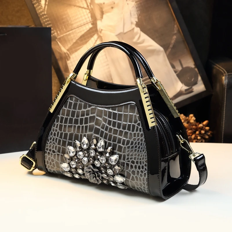 Luxury Fashion Diamonds Women\'s Bag Genuine Leather Shoulder Crossbody Bag Large Capacity Ladies Crocodile Pattern Portable Bags