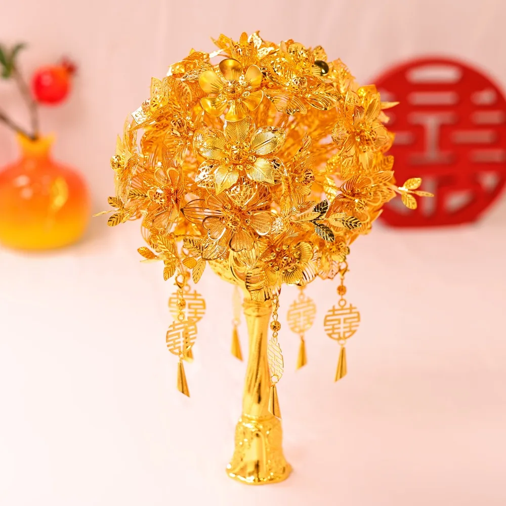 luxury-pure-gold-chinese-bouquet-hollow-out-carved-for-bridal-wedding-bouquet-wedding-accessories-wedding-shooting