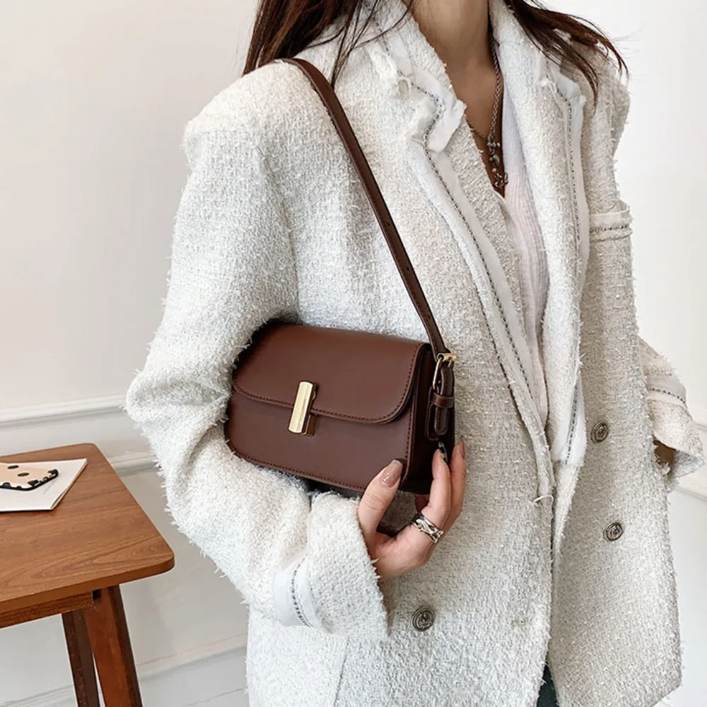 Trendy Lady Shoulder Bag PU Leather Solid Underarm Bag Daily Casual Commuting Bag Large Capacity Handbag