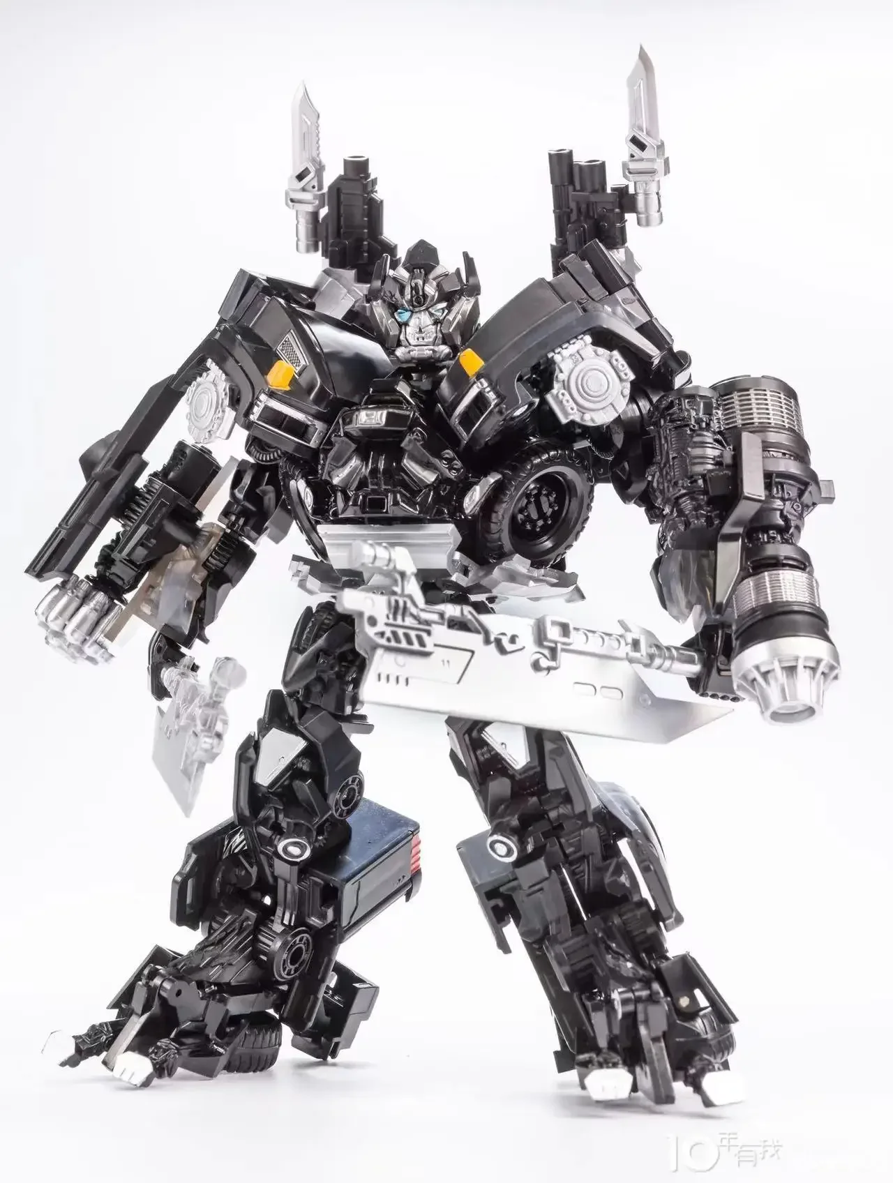 In Stock Transformation BAIWEI TW-1026 TW-1026B Ironhide KO SS14 Weaponeer LS09 Alloy Movie Action Figure Toy Collection Gift