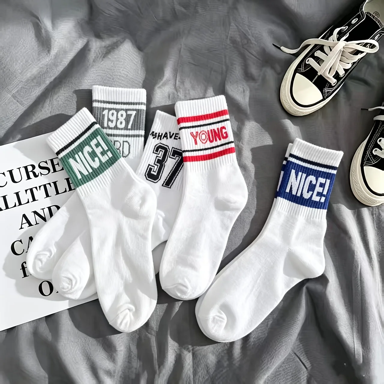 10/5 Pairs of Socks with Random Styles, Unisex Winter/Autumn/Spring/Summer Sports Socks, Retro Letter and Number Print Socks, Casual Sports Mid-Calf Socks, Soft and Breathable Knit Socks, Suitable for Daily Wear