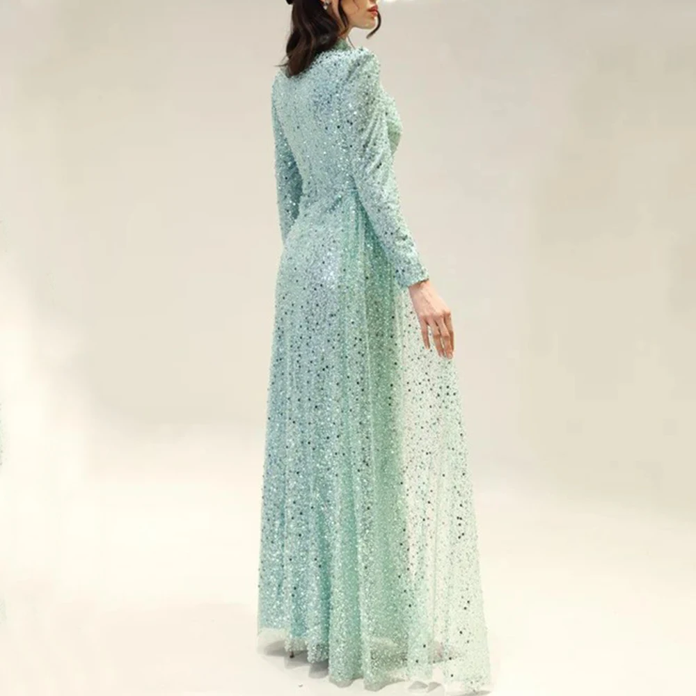 ประณีตเงาเลื่อมชุดราตรีคอยาวแขนยาวตรงความยาวจีบผู้หญิงที่กําหนดเอง Gowns งานแต่งงาน