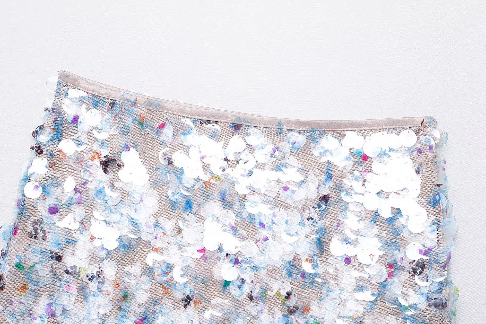 HH Elegant Women Solid Sequined Slim Mini Skirt 2025 Sparkling Party Style Skirt Female Sexy High Waist Short A-Line Skirt