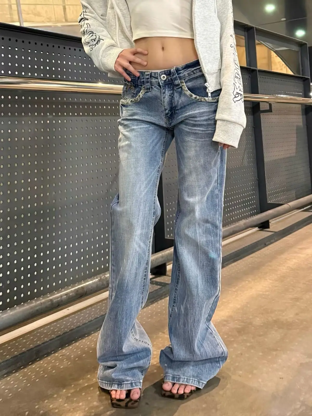 Leopard Patchwork Washed Flared Jeans Women Retro Slim Fit Designer Streetwear Denim Pants