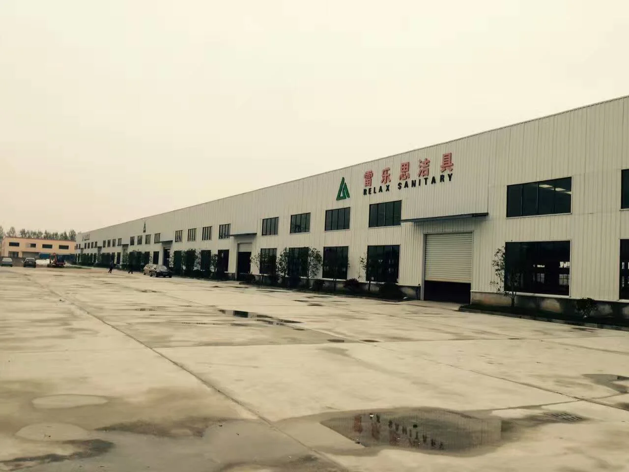 ปรับแต่งสระว่ายน้ํากลางแจ้ง 4 M อะคริลิคโอโซน Balboa ระบบควบคุมผู้ใหญ่ Hydro นวดสปา Endless สระว่ายน้ําว่ายน้ํา