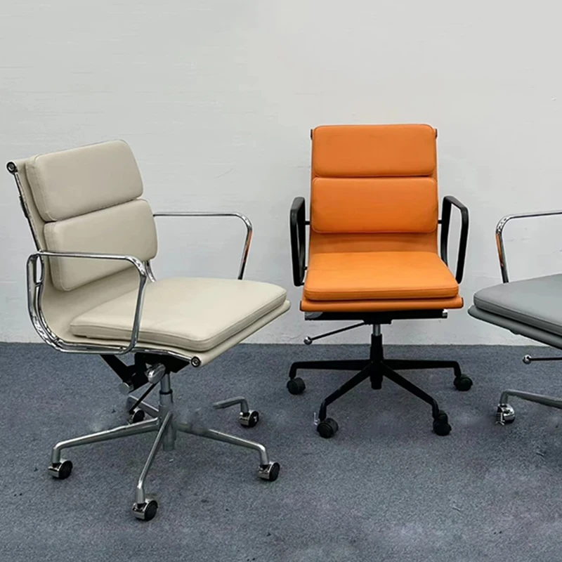 عجلات مصمم كرسي مكتب ماكياج الحديثة غرفة نوم فاخرة الشمال كرسي مكتب مؤتمر التخييم Silla Oficina أثاث المنزل
