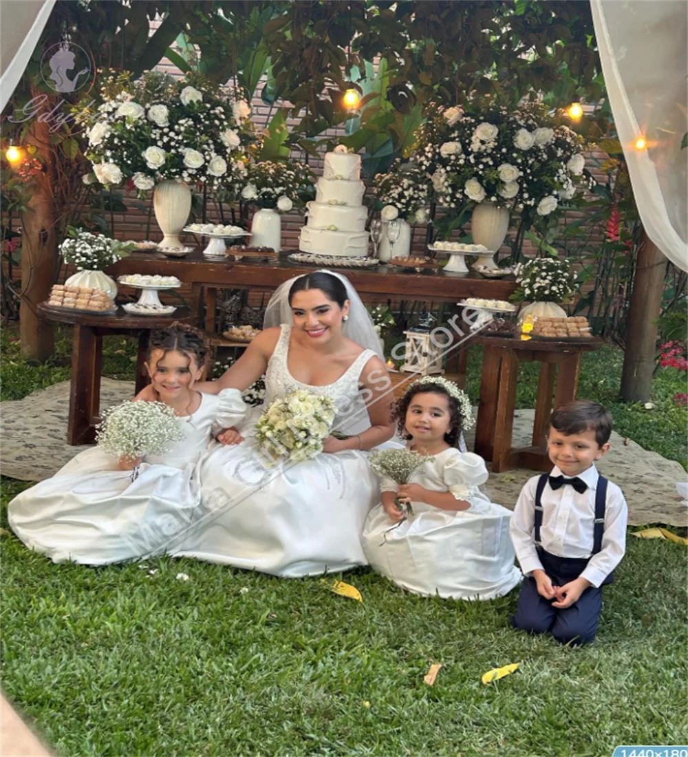 White Satin Flower Girl Dress Lace Edges Short Sleeve Suitable For Children's First Communion Bridesmaid Custom Dress