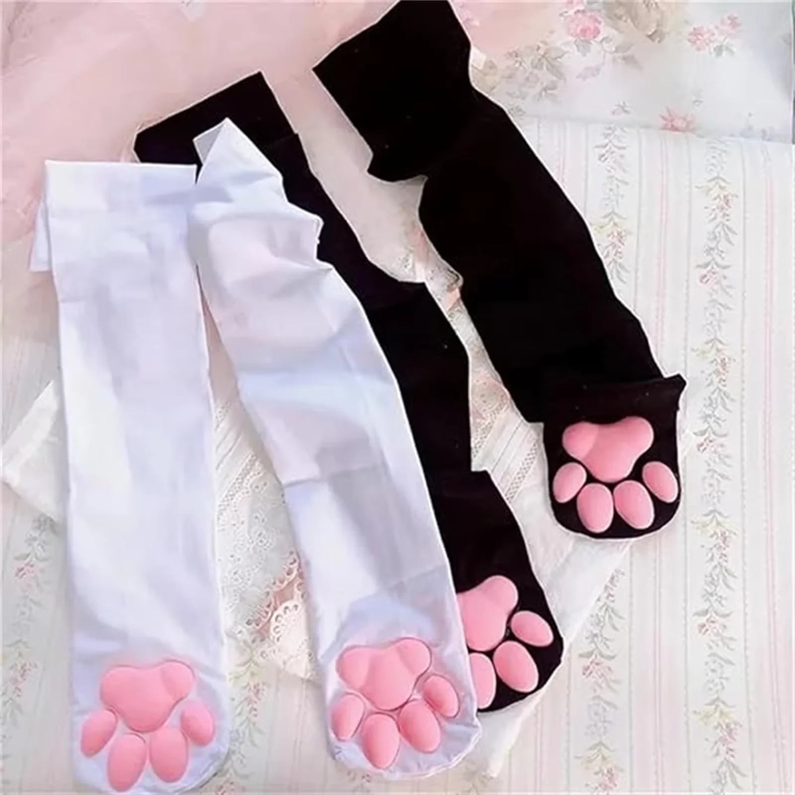 Women Soft Cute Cat Paw Knit Thigh High Socks, Cozy Charming Design, Ideal for Cosplay, Festivals and Daily Wear