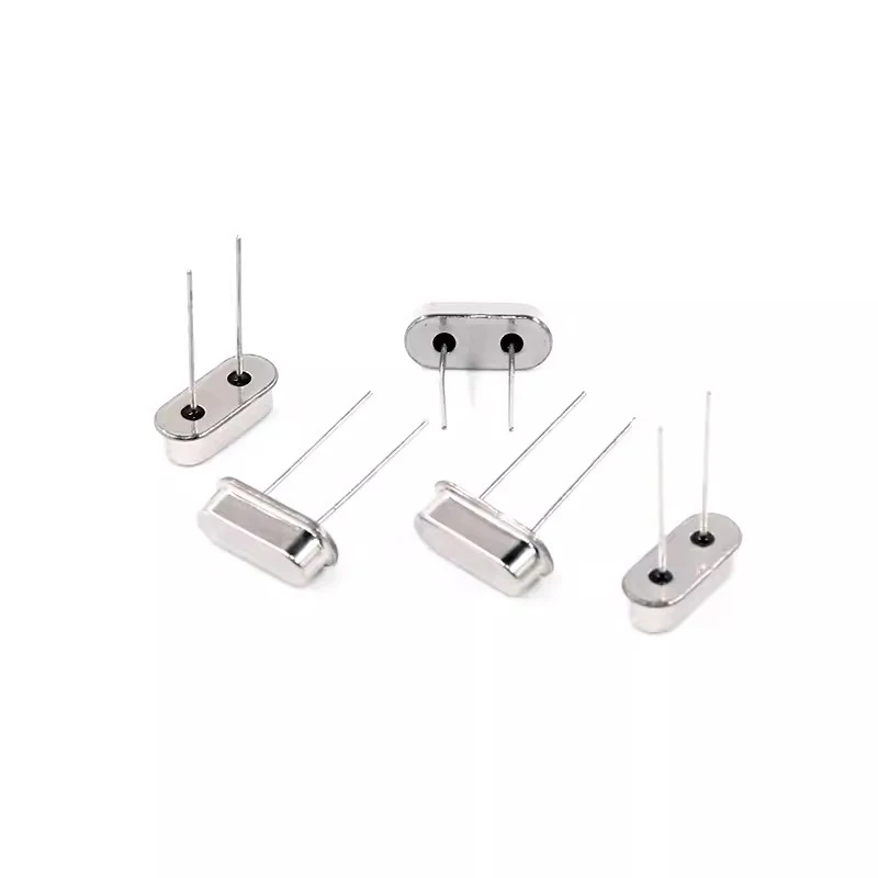 Hc-49s Crystal Oscillator Kit elettronico risonatore risonatore al quarzo in ceramica Hc-49 Dip 7 tipi X 5 pezzi 32.768k 4 8 12 16 20 25 Mhz
