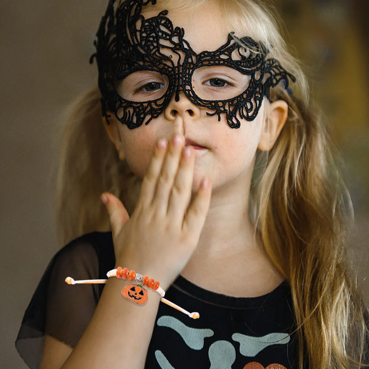 

4pcs Halloween Bracelet Pumpkin Alloy Porcelain Bead Bracelets for Girls Students Jewelry Accessories Gifts Popular Decorative