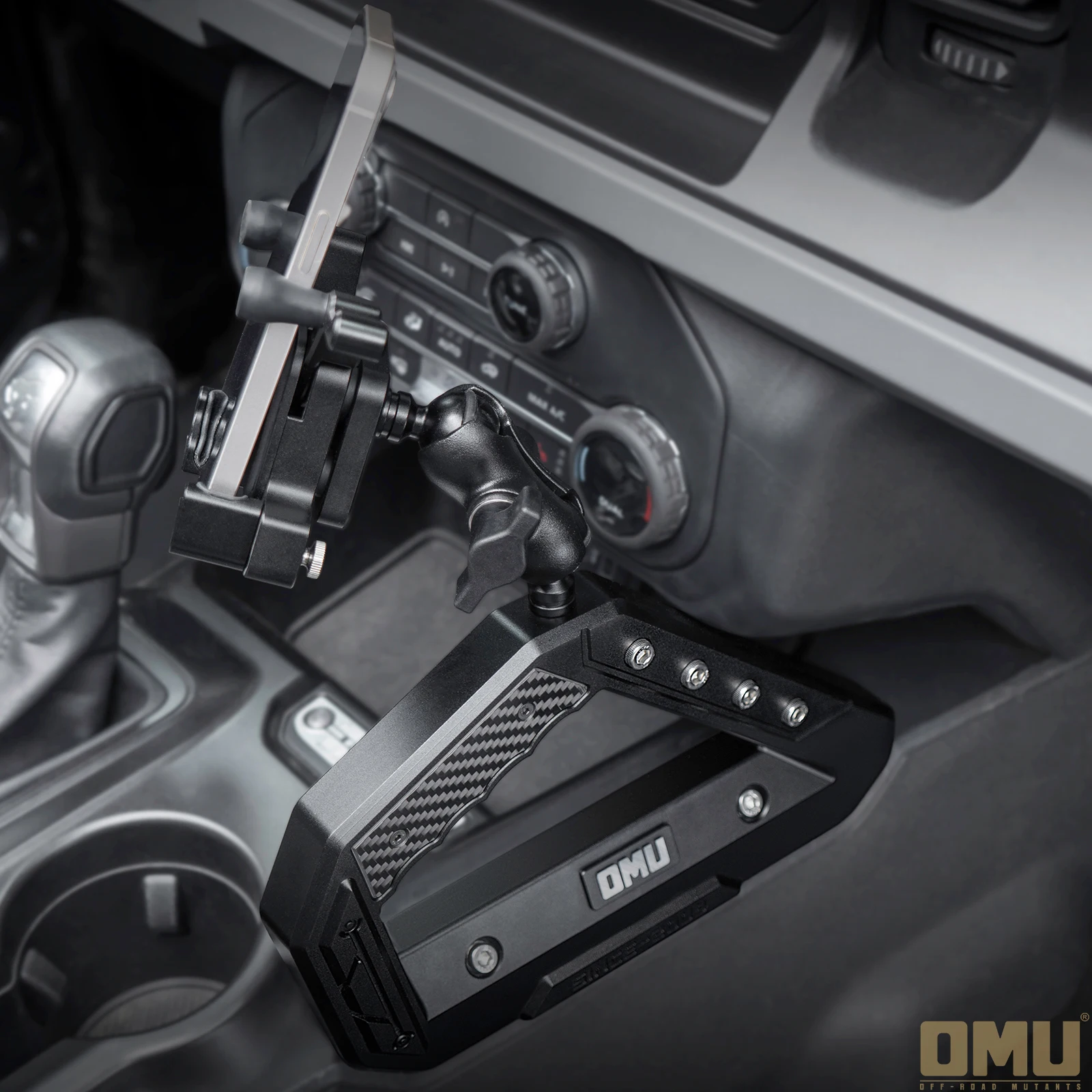 حامل هاتف محمول من الألومنيوم من سلسلة OMU Genesis مع مقبض ذراع وحدة التحكم المركزية لملحقات فورد برونكو الداخلية #2