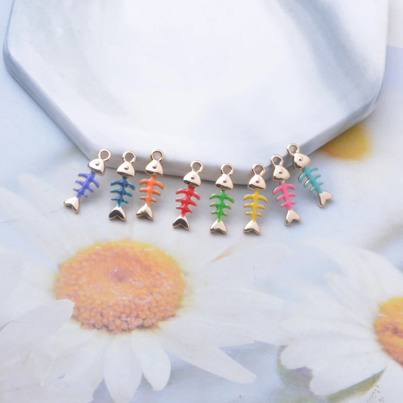 6 stücke Kupfer goldene Emaille Mini Fischgräten Charms zweiseitig tropfenden Öl Anhänger DIY Schmuck Ohrring machen – Detail 4