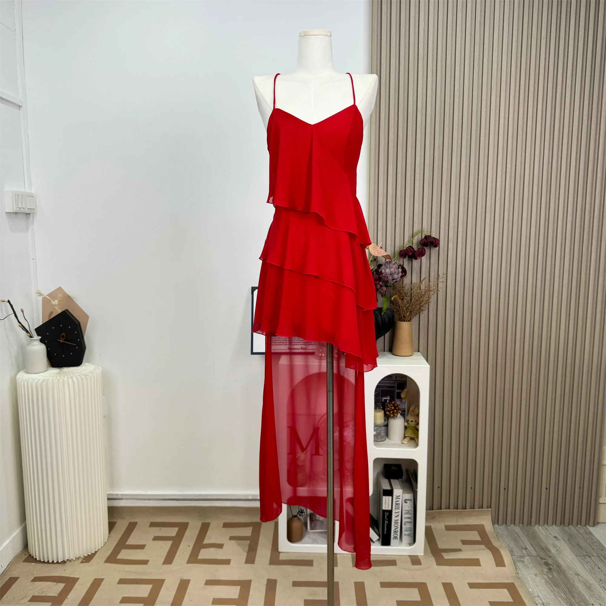 

Elegant Red Ruffles Backless Long Dress for Women Sexy Spaghetti Strap Lace Up Evening Party Dress Hoidays Outfits 2025 New