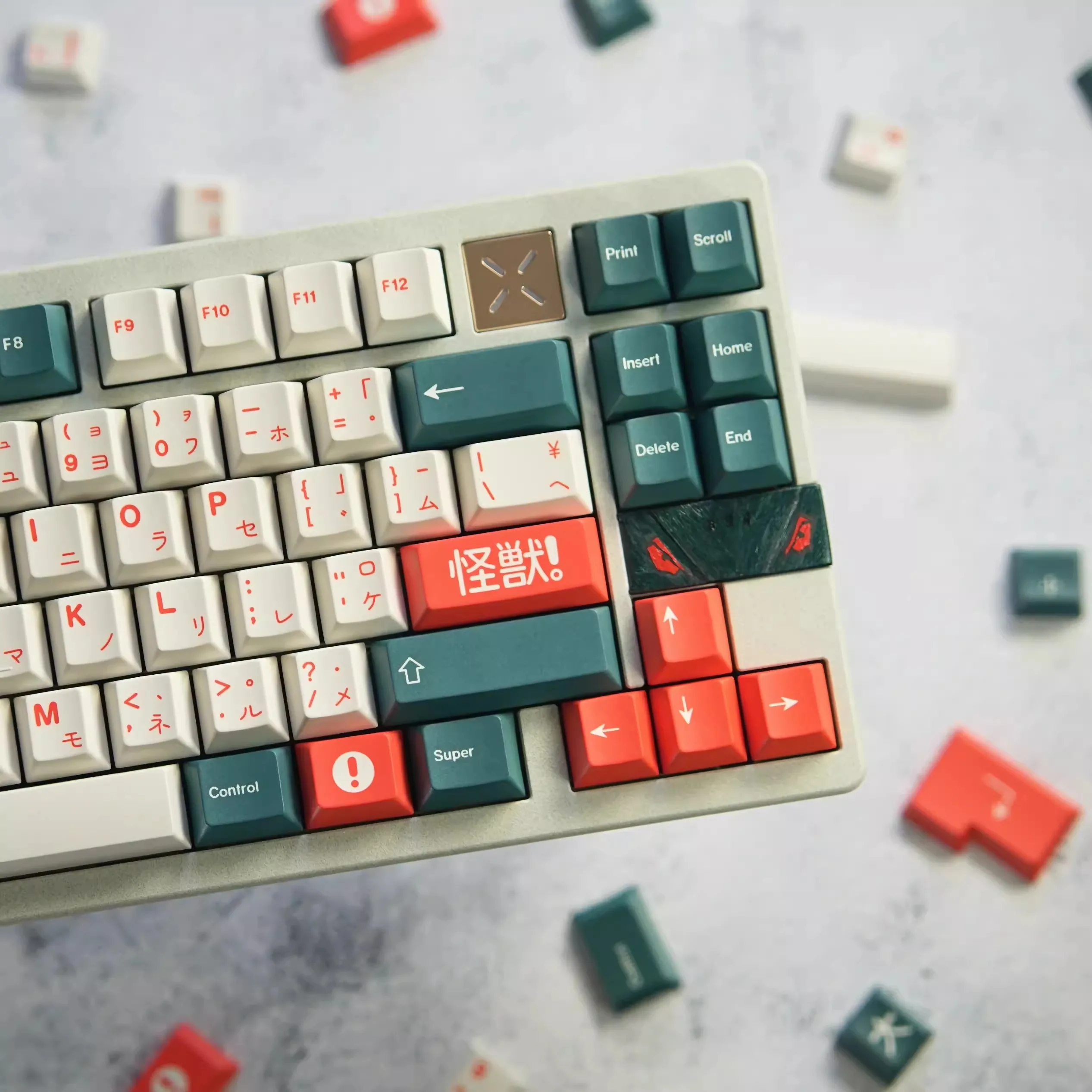 Imagem -03 - Gmk Kaiju Keycap Cereja Priofile Pbt Sublimação Dye Teclado mx Jogo Mecânico 61 68 75 87 87 980 136 Chaves