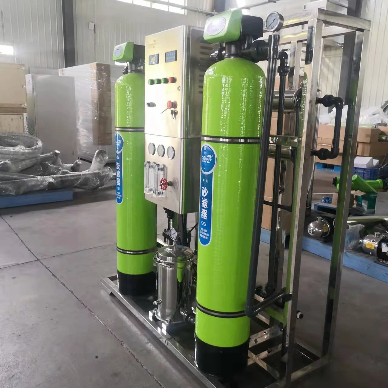 Dispositif mobile de traitement de l'eau RO